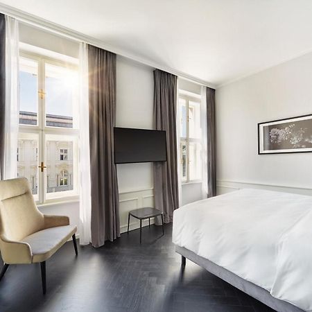 Hyperion Hotel ซาลซ์บูร์ก ภายนอก รูปภาพ A room at the hotel